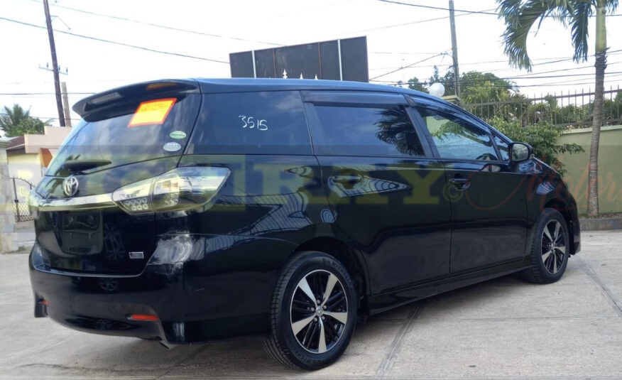 2013 Black Toyota Wish 1.8X