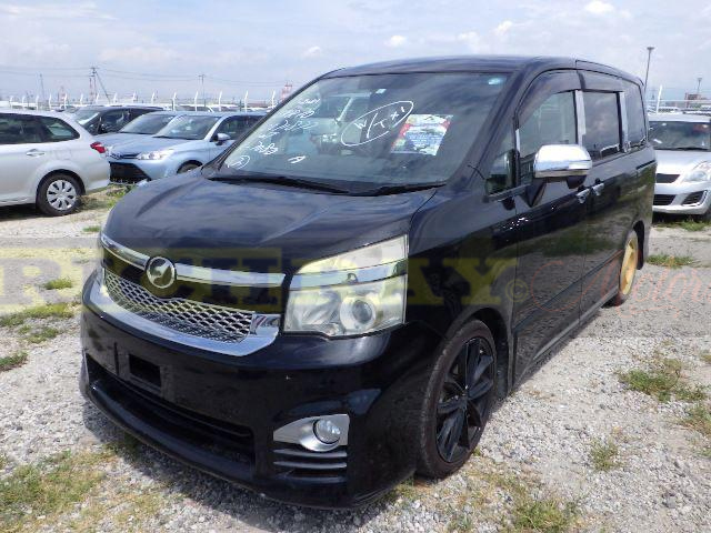 2013 Black Toyota Voxy