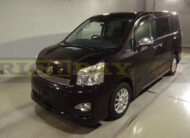 2013 Dark Purple Toyota Voxy ZS