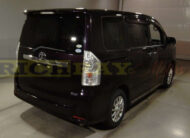 2013 Dark Purple Toyota Voxy ZS