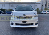 2013 White Toyota Voxy ZS