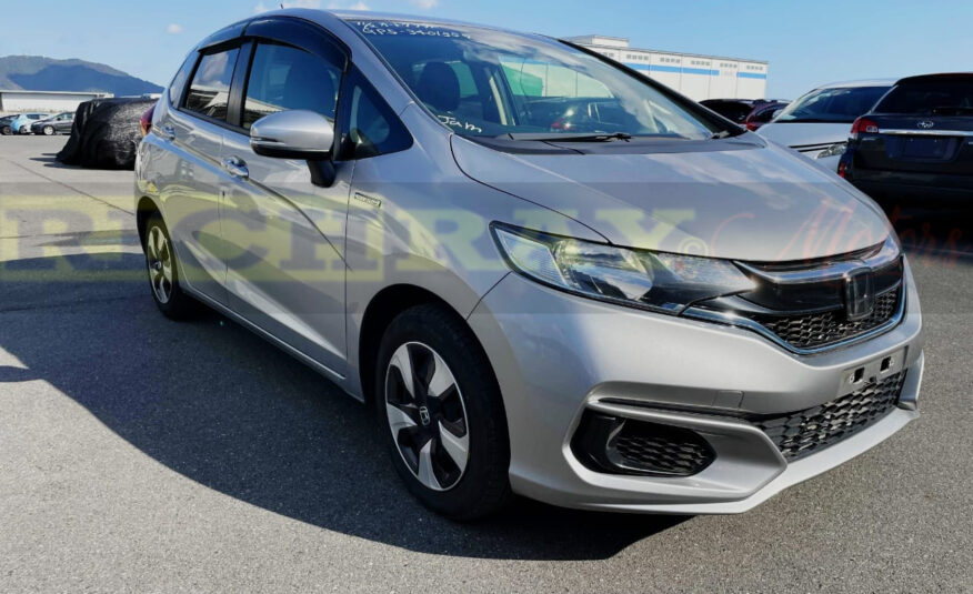 2017 Silver Honda Fit Hybrid