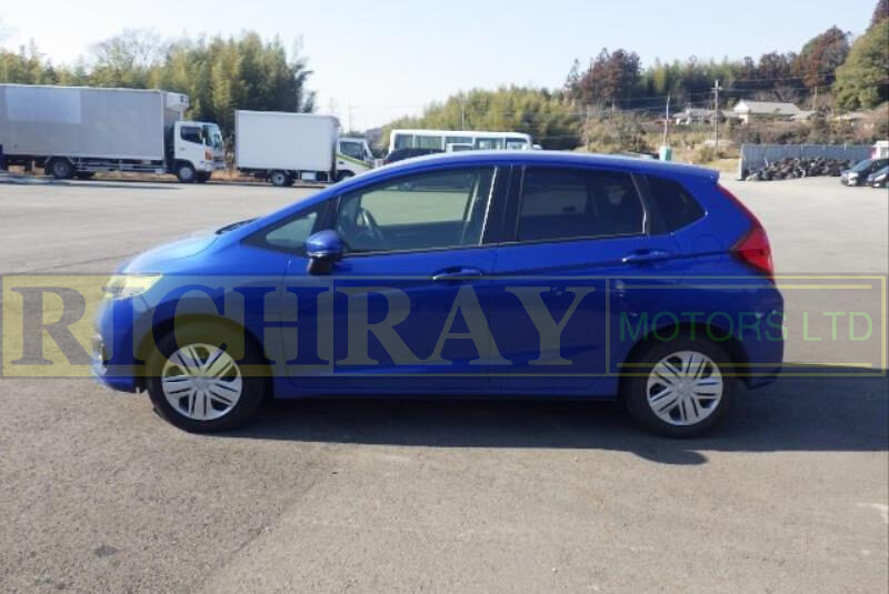 2018 BLUE HONDA FIT 13G